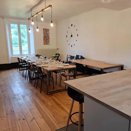 Maison Familiale 15 Places Égliseneuve-dʼEntraigues